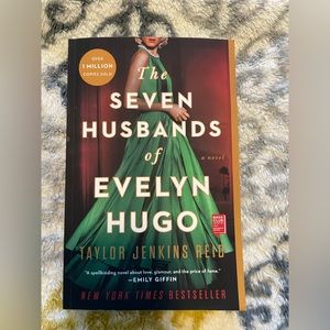 The Seven Husbands of Evelyn Hugo